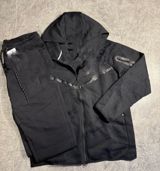 £25 Swoosh Tech Tracksuit Direct Link